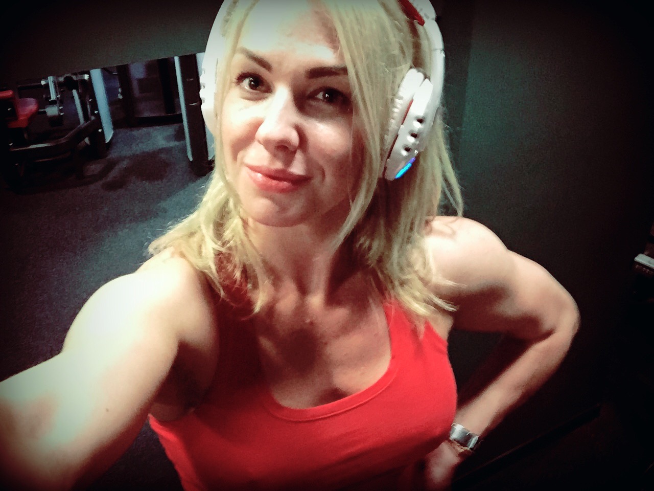 Zaia_Zolotaia - Wellness Lady - Бодибилдинг форум AnabolicShops