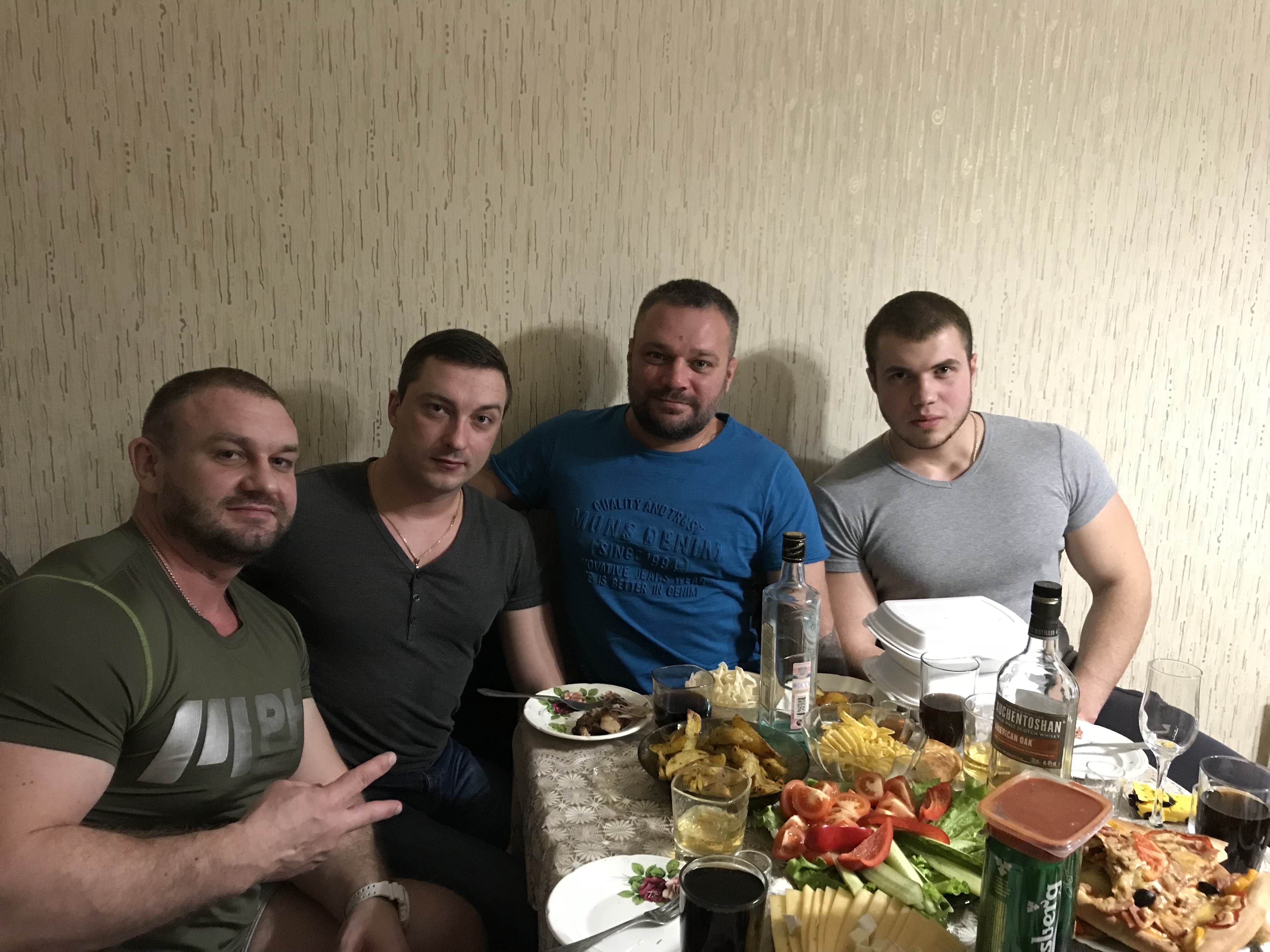 ✌ Курилка ⓂⒸⓀпоболтать обо всем  ☕ - Бодибилдинг форум AnabolicShops