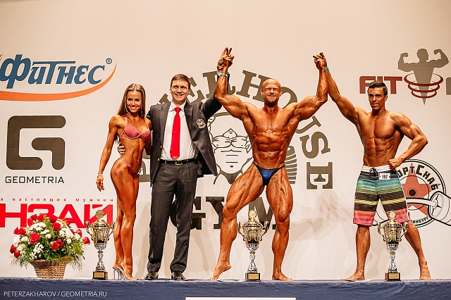 В Екатеринбурге прошел 10-ый Открытый Кубок Урала по бодибилдингу и фитнесу - Бодибилдинг форум AnabolicShops