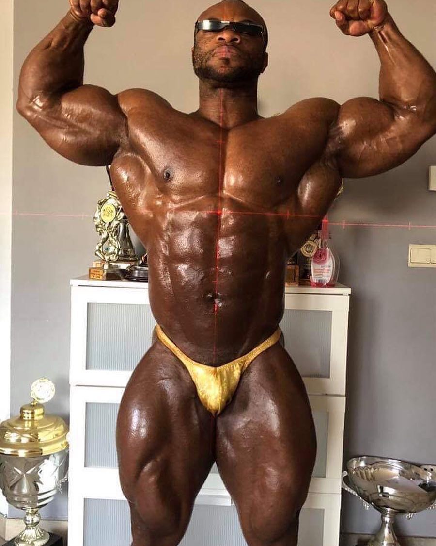 Зачем тренер Джордж Фарах применяет на подопечных лазер - Бодибилдинг форум AnabolicShops