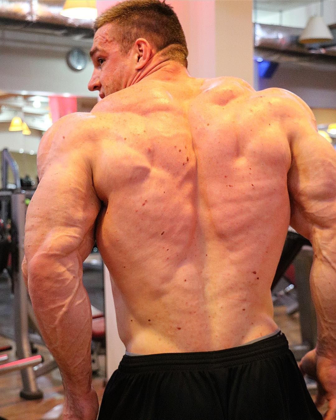 40 грамм углеводов в сутки - Михаил Волынкин фото подготовки к Arnold Classic 2019 - Бодибилдинг форум AnabolicShops