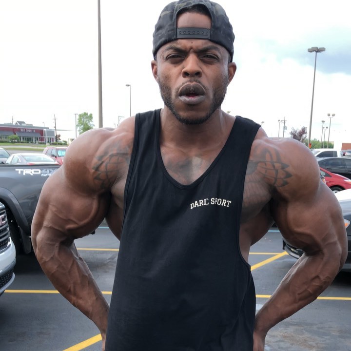 Вице-Мистер Олимпия избил посетителя спортзала - Бодибилдинг форум AnabolicShops