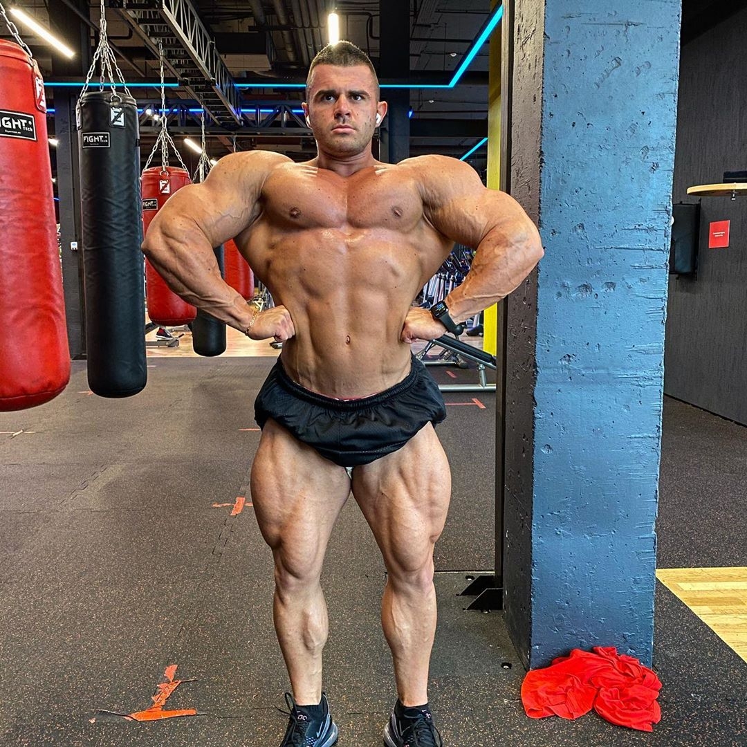 Михаил Тимошин в актуальной форме перед квалификацией на Mr. Olympia 2020 - Бодибилдинг форум AnabolicShops