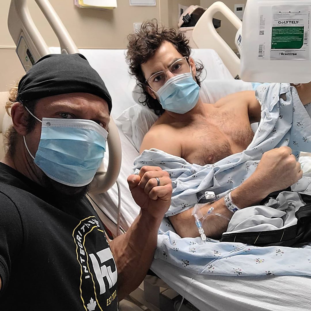 Джуджимуфу с товарищем в больнице из-за вероятности переливания 20% крови - Бодибилдинг форум AnabolicShops