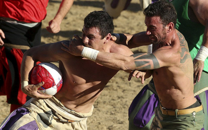 Флорентийский кальчо - жестокий прародитель футбола и регби - Бодибилдинг форум AnabolicShops