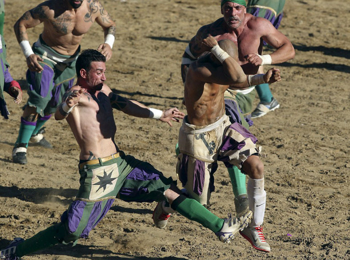 Флорентийский кальчо - жестокий прародитель футбола и регби - Бодибилдинг форум AnabolicShops