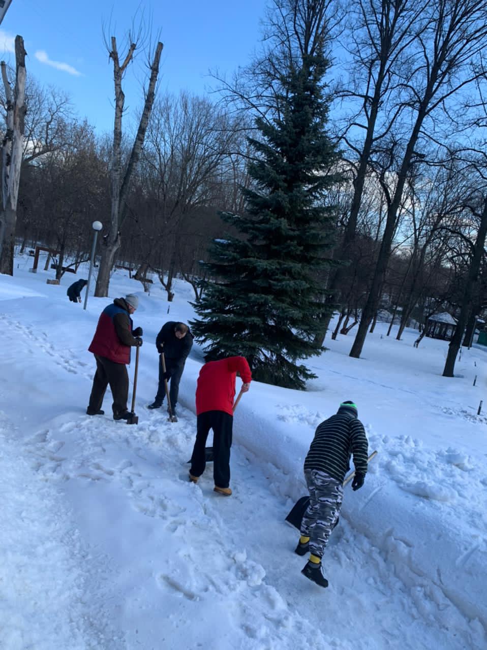 Помощь Хоспису уборка снега! - Бодибилдинг форум AnabolicShops
