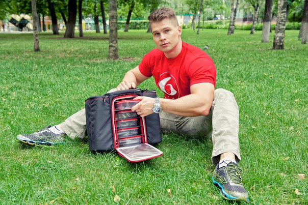 Денис Гусев подписал контракт с 6 PACK BAGS. - Бодибилдинг форум AnabolicShops