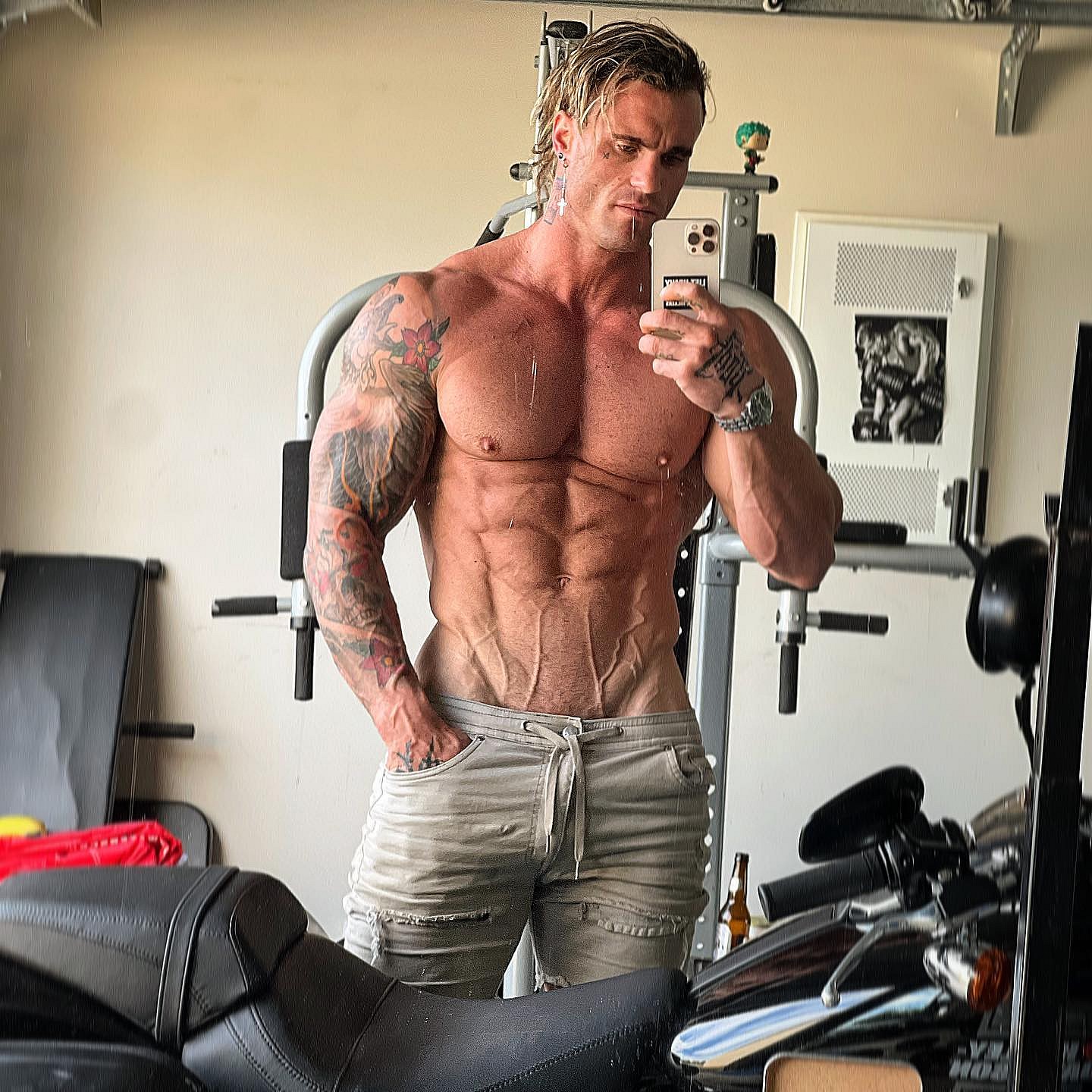 Mr. Universe 2020 прилюдно просит прощения - Бодибилдинг форум AnabolicShops