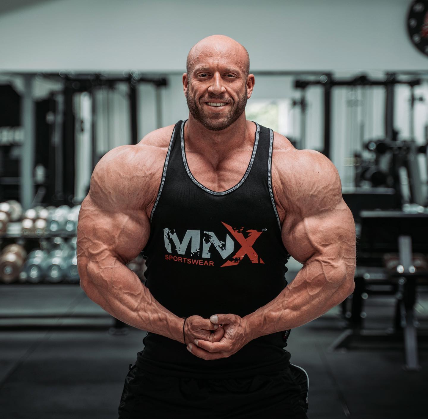 Травма выбила бодибилдера из борьбы за Олимпию - Бодибилдинг форум AnabolicShops