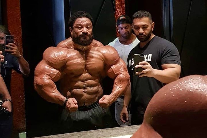 «Я попал в очень серьезную аварию, почти потерял глаза, а половина руки повреждена» - Рулли Винклаар - Бодибилдинг форум AnabolicShops