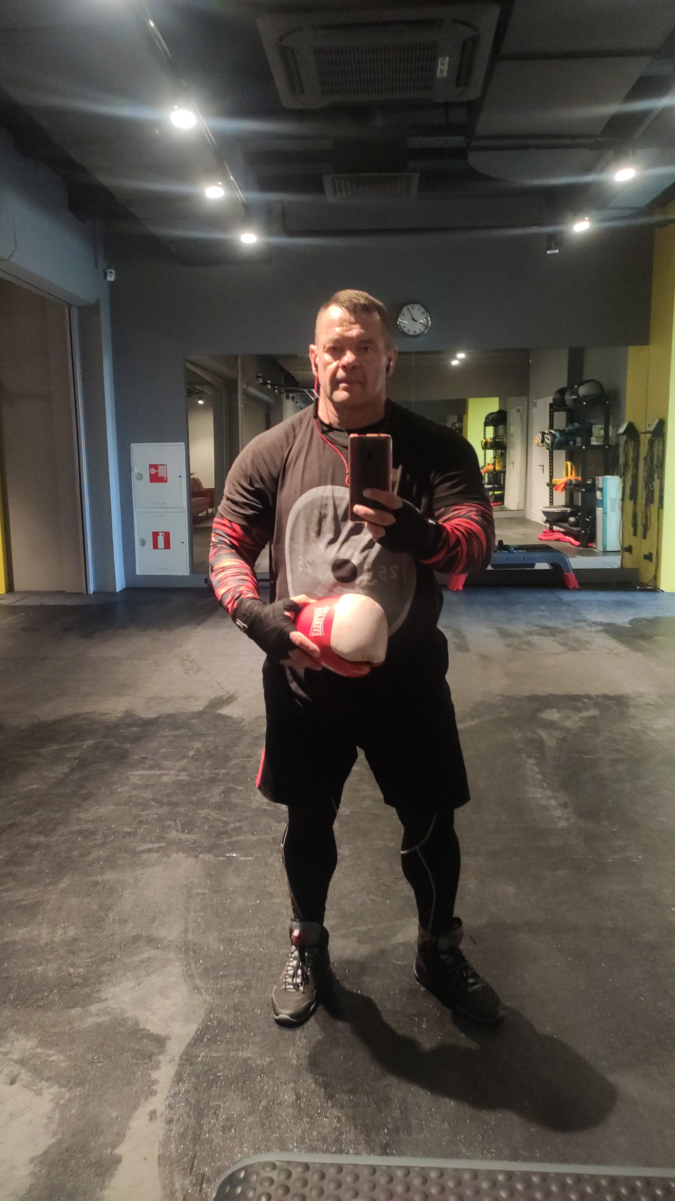 Курилка- разговоры на любые темы - Бодибилдинг форум AnabolicShops