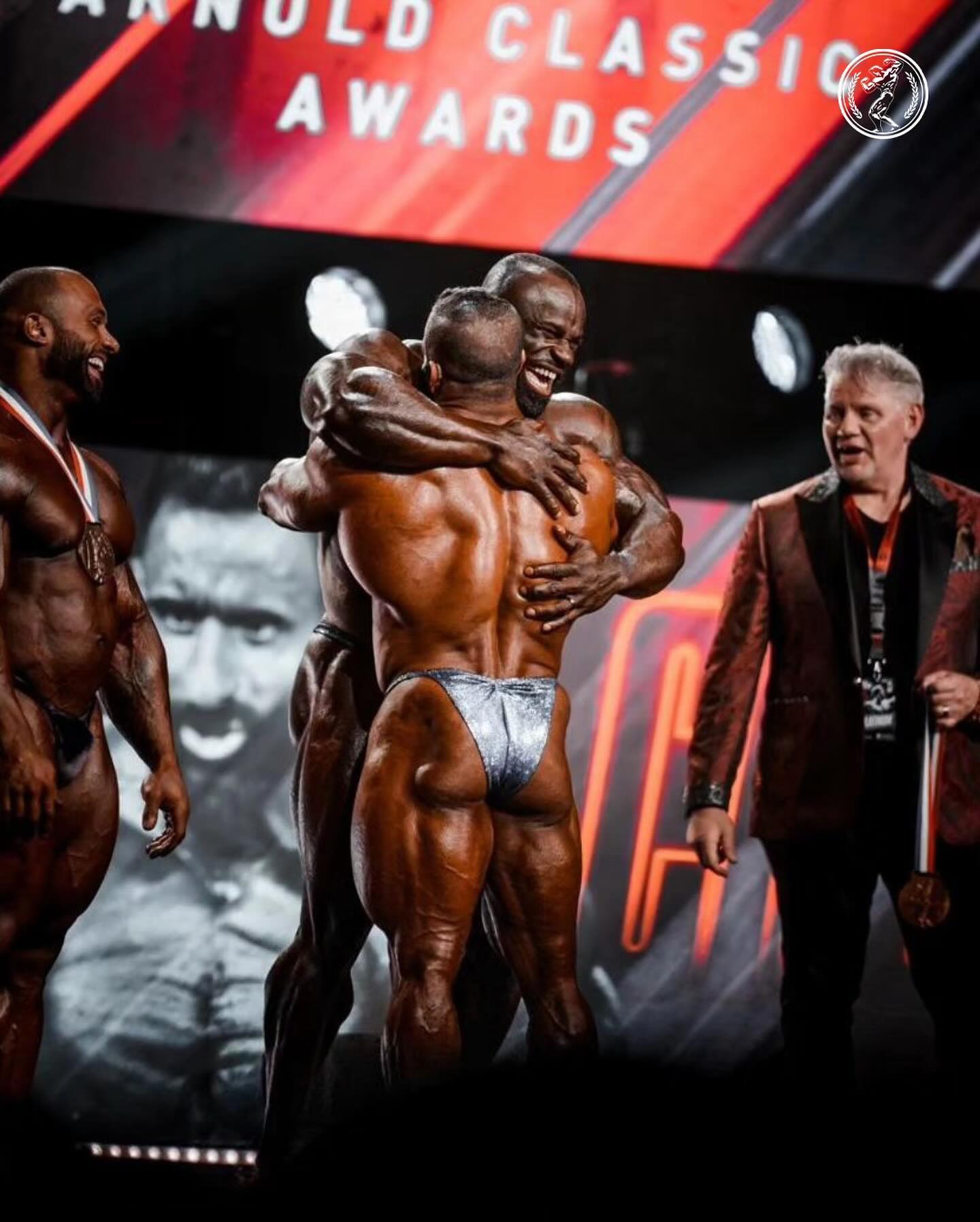 Болельщики подорвали здоровье Самсону Дауде? - Бодибилдинг форум AnabolicShops