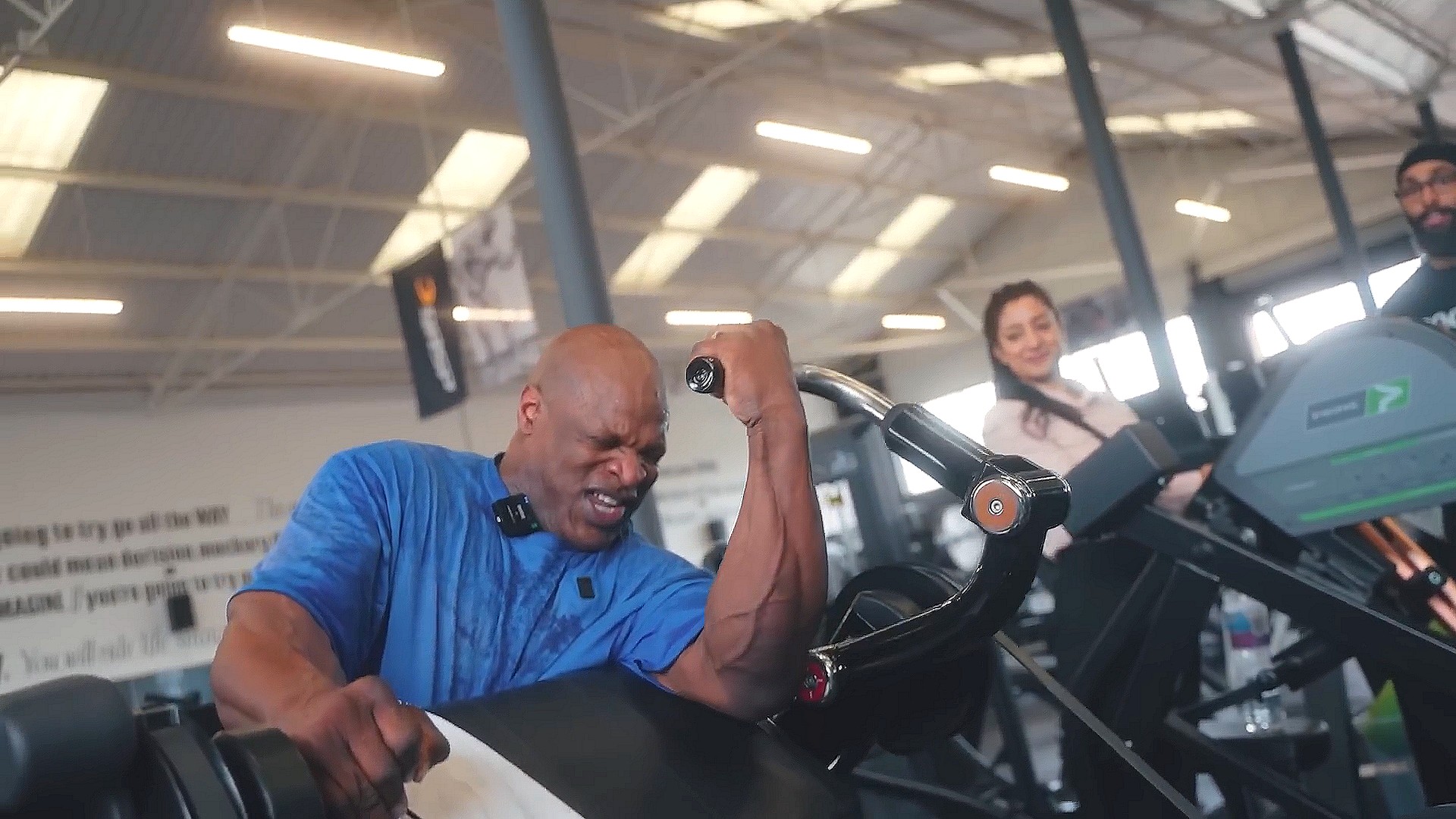 Ронни Колеман объединился с боксером Томми Фьюри для тренировки спины и бицепсов - Бодибилдинг форум AnabolicShops