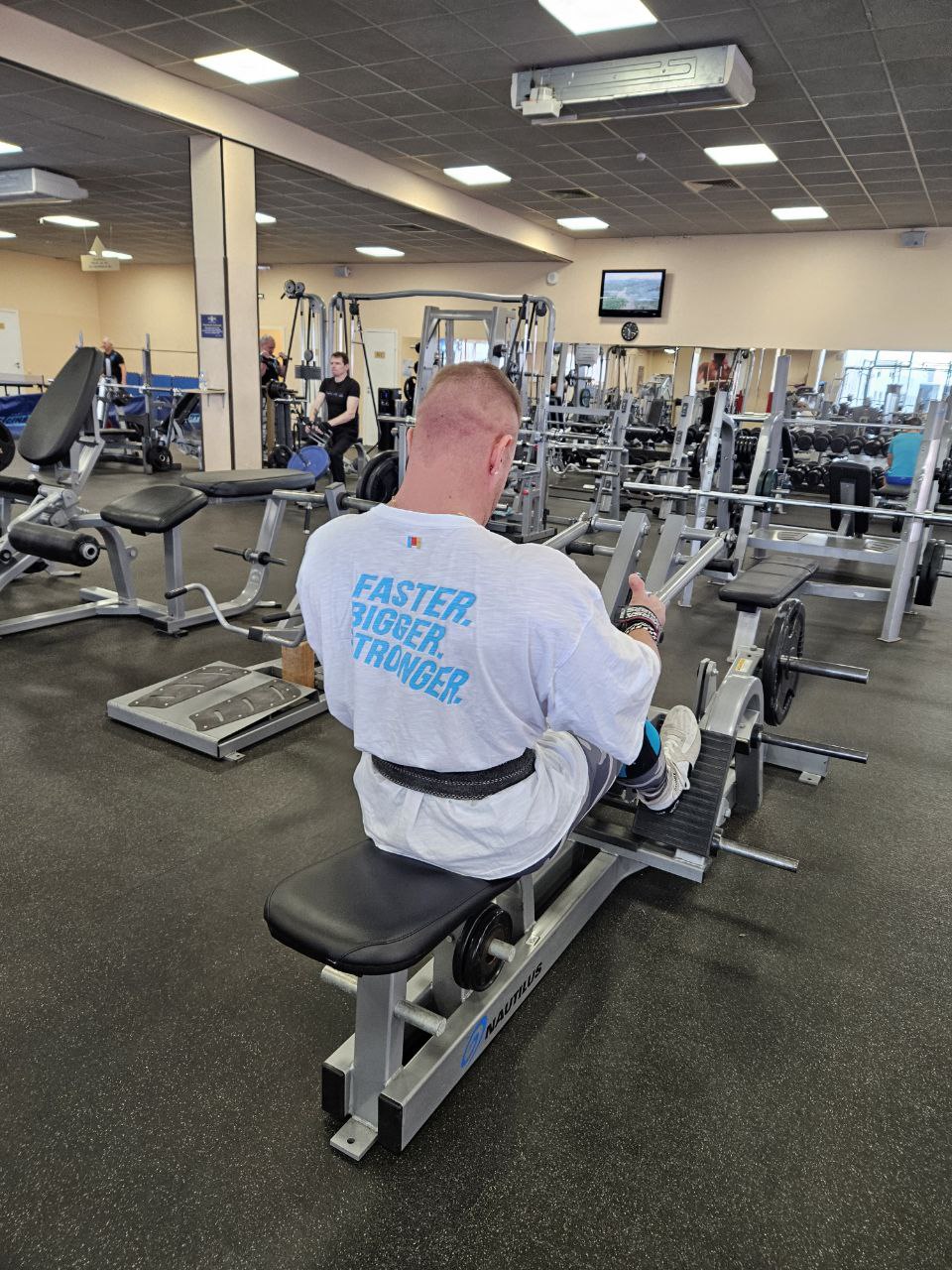 ТРЕЙД ИН на одежду PHL - Бодибилдинг форум AnabolicShops