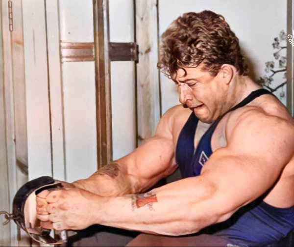 «Я кашлял кровью от препаратов» - Дориан Ятс - Бодибилдинг форум AnabolicShops