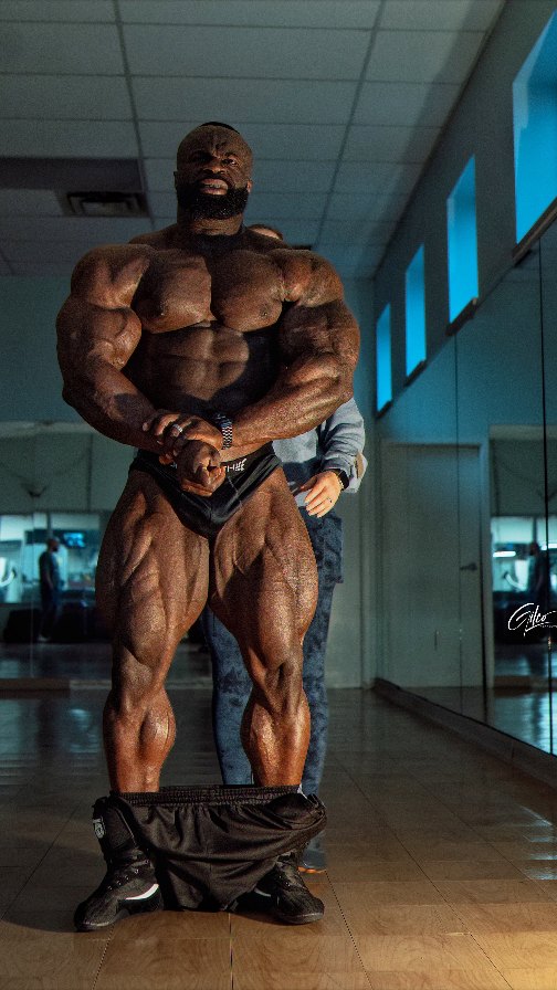 "Бодибилдинг невозможен без стероидов" - Джо Роган - Бодибилдинг форум AnabolicShops