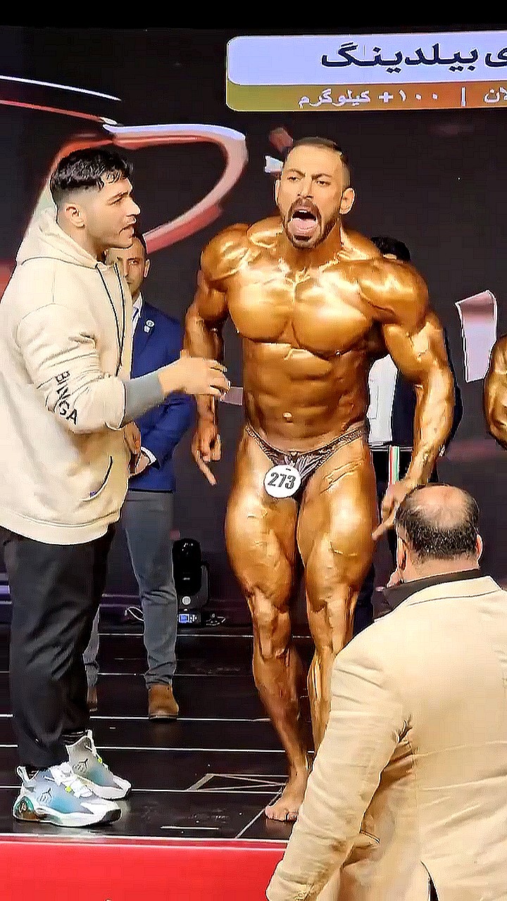 Наорал на судей и показал проработанные ягодицы - Бодибилдинг форум AnabolicShops