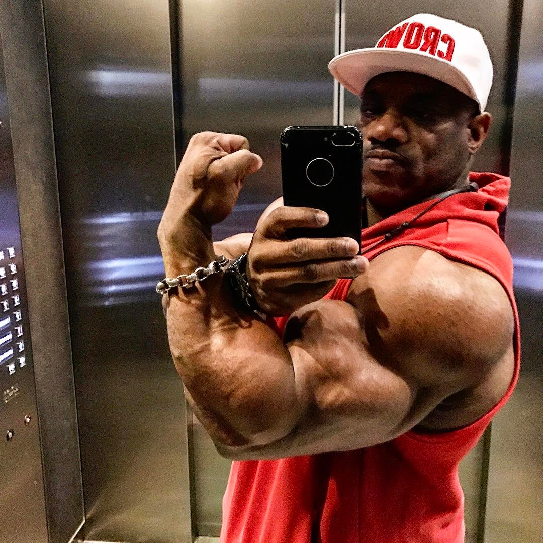 Декстер Джексон на тренировке в Австралии. - Бодибилдинг форум AnabolicShops