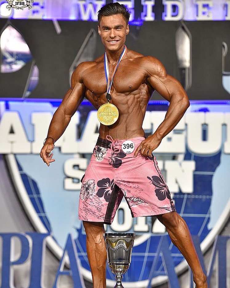 Дмитрий Горобец - абсолютный победитель Olympia Amateur Spain 2017 - Бодибилдинг форум AnabolicShops