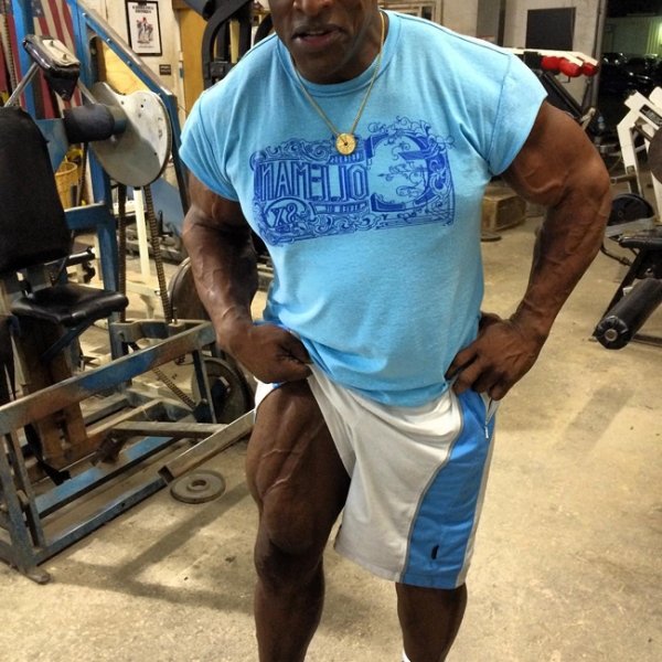 Ронни Колеман готовится к операции - Бодибилдинг форум AnabolicShops